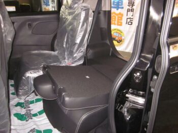 デリカミニ G 未使用車 4WD