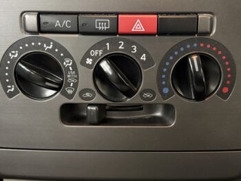 ムーヴコンテ L　4WD