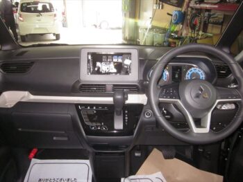 デリカミニ G 未使用車 4WD