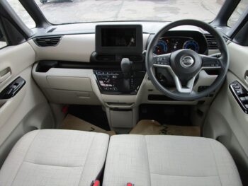 ルークス Ｘ　ｱﾗｳﾝﾄﾞﾋﾞｭｰﾓﾆﾀｰ　ﾊﾝｽﾞﾌﾘｰｵｰﾄｽﾗｲﾄﾞﾄﾞｱ　 4WD