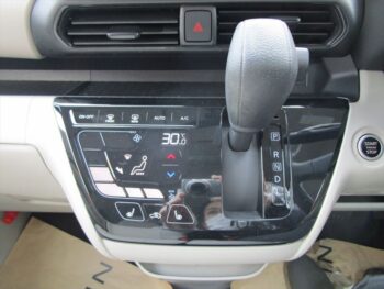 ルークス Ｘ　ｱﾗｳﾝﾄﾞﾋﾞｭｰﾓﾆﾀｰ　ﾊﾝｽﾞﾌﾘｰｵｰﾄｽﾗｲﾄﾞﾄﾞｱ　 4WD