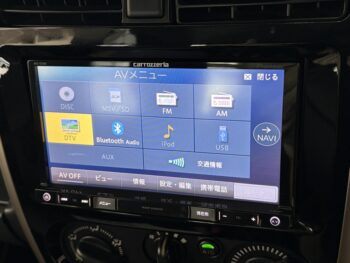 ジムニー ランドベンチャー　ナビ付　4WD