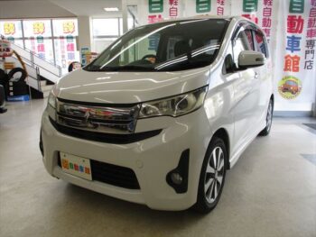 eKカスタム T　ターボ　4WD