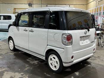 ムーヴキャンバス G　メイクアップLTD　SAⅢ　ナビTV　バックカメラ　4WD