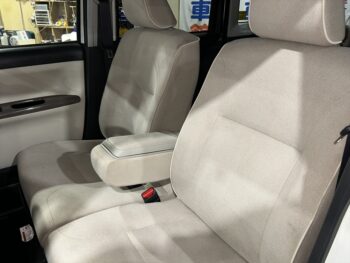 ムーヴキャンバス G　メイクアップLTD　SAⅢ　ナビTV　バックカメラ　4WD