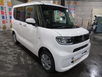 タント X 未使用車 4WD