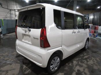 タント X 未使用車 4WD