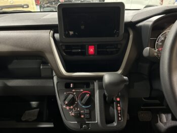 ムーヴ L 未使用車 4WD