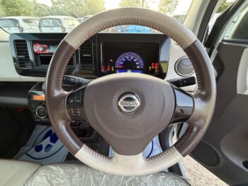 モコ ドルチェX FOUR 4WD