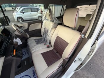 モコ ドルチェX FOUR 4WD