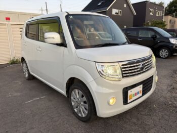 モコ ドルチェX FOUR 4WD