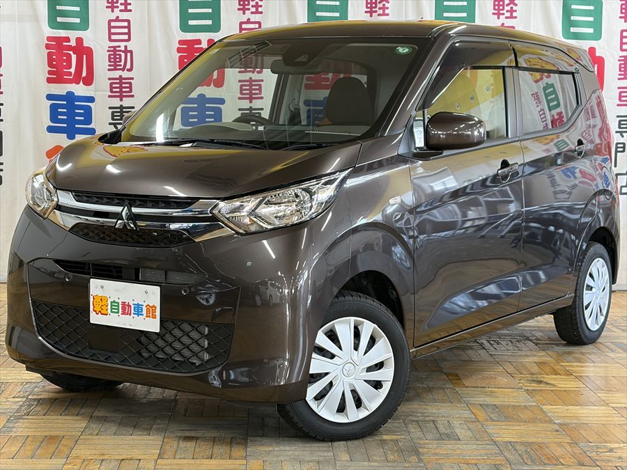 eKワゴン Ｍ　ナビ　ＴＶ　バックカメラ  4WD