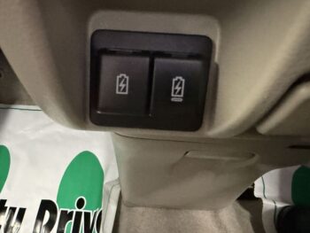 NV100クリッパーリオ G ターボ 純正ナビ・TV・バックカメラ 4WD