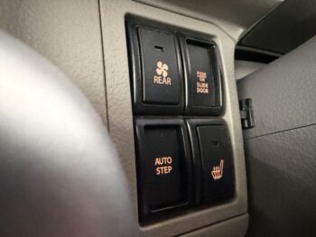 NV100クリッパーリオ G ターボ 純正ナビ・TV・バックカメラ 4WD