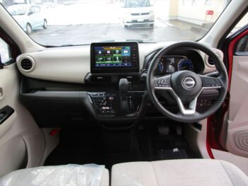 デイズ Ｘ　後期型 4WD