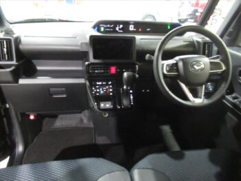 タントカスタム RS　ターボ 4WD