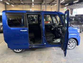 ピクシスメガ Ｌ　ＳＡⅢ　純正ナビ・ＴＶ・Ｂカメラ 4WD