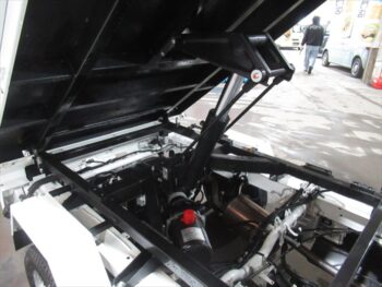 キャリイトラック 頑丈ダンプ　純正ナビTV 4WD