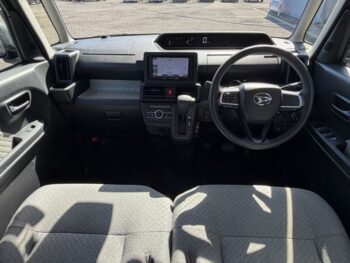 タント X　4WD