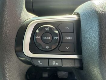 タント X　4WD