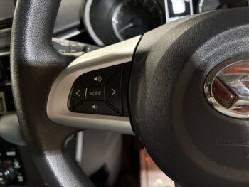 ムーヴカスタム Ｘ　パノラマモニター　後期型 4WD