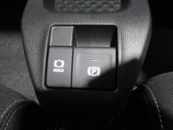 タフト G　ダーククロムベンチャー　未使用車　4WD