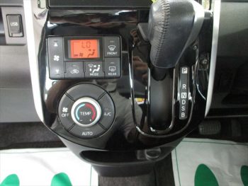 タントカスタム RS　ターボ　SA 4WD