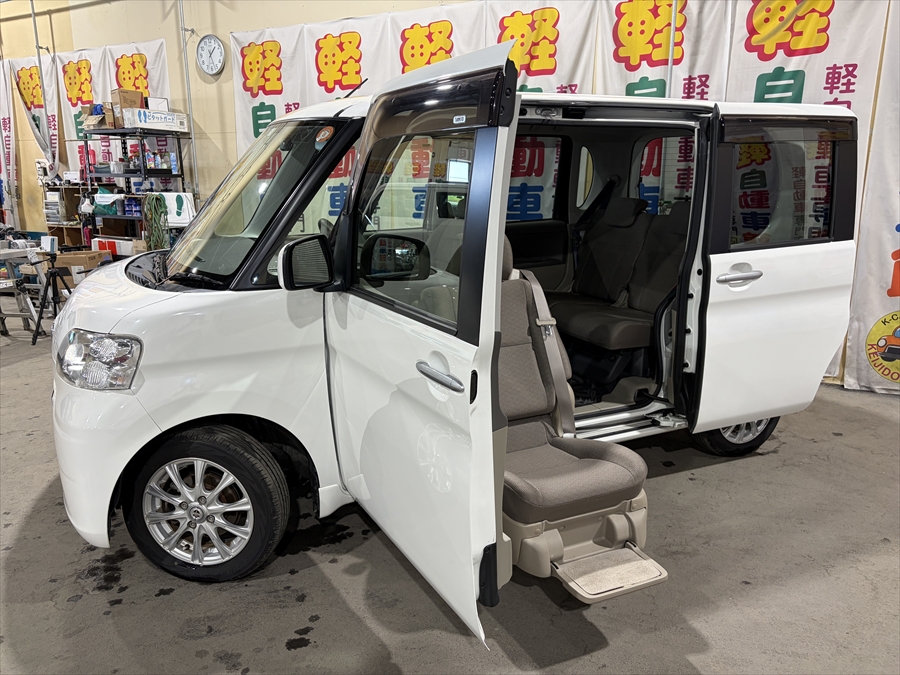 タント 福祉車両ウエルカムシート 純正ナビTV バックカメラ 4WD