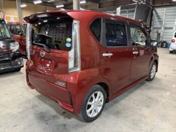 ムーヴカスタム Ｘ　パノラマモニター　後期型 4WD