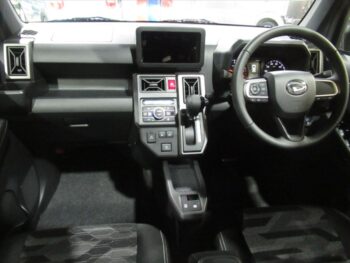 タフト G　ダーククロムベンチャー　未使用車　4WD