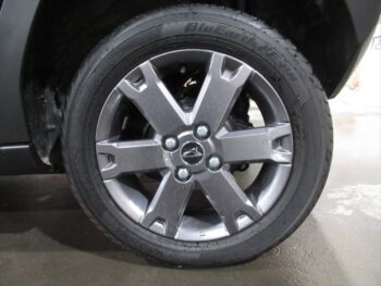 タフト G　ダーククロムベンチャー　未使用車　4WD