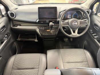 デイズ ハイウェスターX　アーバンクロム　純正ナビ・TV・アラウンドビューモニター　後期型　４WD