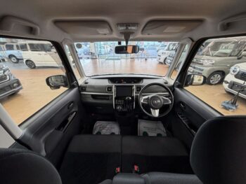 タントカスタム ＲＳ ターボ 純正ナビ・ＴＶ・バックカメラ 4WD