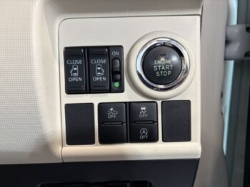 ムーヴキャンバス Ｇメイクアップ　ＳＡⅡ　ナビ・Ｂカメラ 4WD