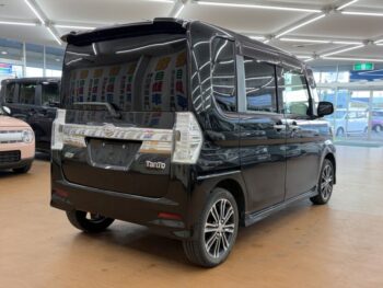 タントカスタム ＲＳ ターボ 純正ナビ・ＴＶ・バックカメラ 4WD