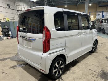 N-BOX L　後期型　4WD