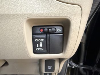 N-BOX Ｇ・ターボＬパッケージ 4WD