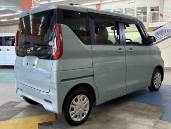 ルークス X　純正ナビ・TV・アラウンドビューモニター　4WD