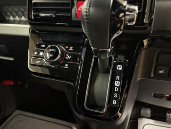 タントカスタム ＲＳ 4WD ターボ