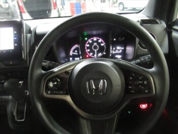 N-WGNカスタム L・ホンダセンシング