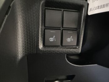 タント L　未使用車　4WD