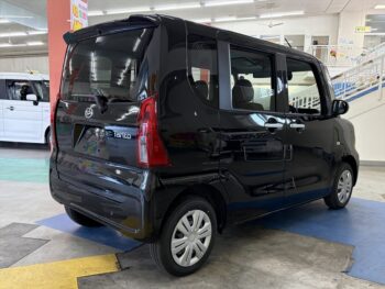 タント L　未使用車　4WD