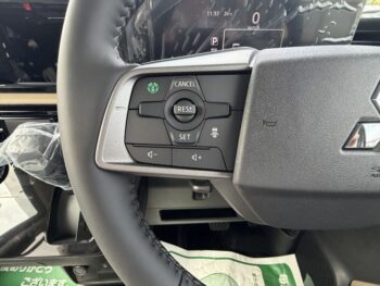 デリカミニ Gプレミアム 現行型 未使用車 4WD