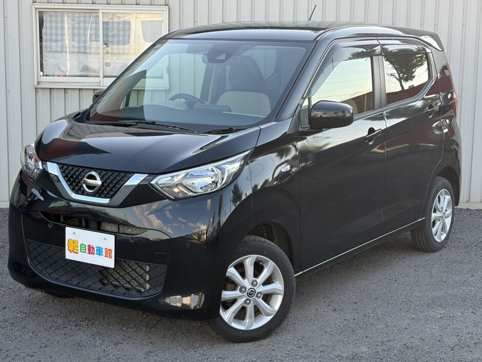 デイズ X 純正ナビ・TV・バックカメラ 4WD