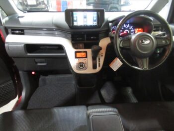 ステラ G　スマートアシスト　純正ナビ　4WD