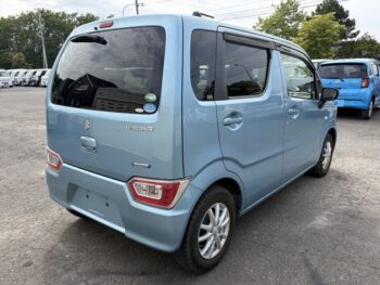 ワゴンR ハイブリッドFX セーフティパッケージ ナビ・TV・バックカメラ 4WD
