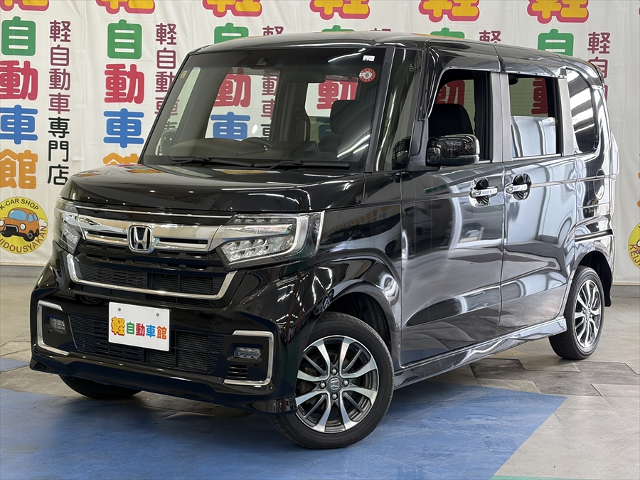 N-BOXカスタム L　純正ナビ・TV・バックカメラ　後期型　4WD