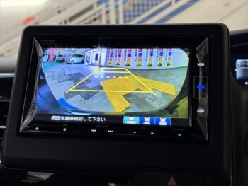 N-BOXカスタム L　純正ナビ・TV・バックカメラ　後期型　4WD