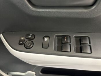 フレアクロスオーバー XG 4WD