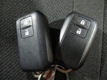 ワゴンR カスタムZ HYBRID　ZX　全方位モニター付ディスプレイオーディオ+スズキコネクト対応　4WD